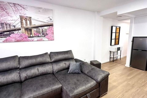 Apartment for sale Torrevieja, Alicante, Spain 2 bedrooms, 64 sq.m. No. 137679 - photo 2