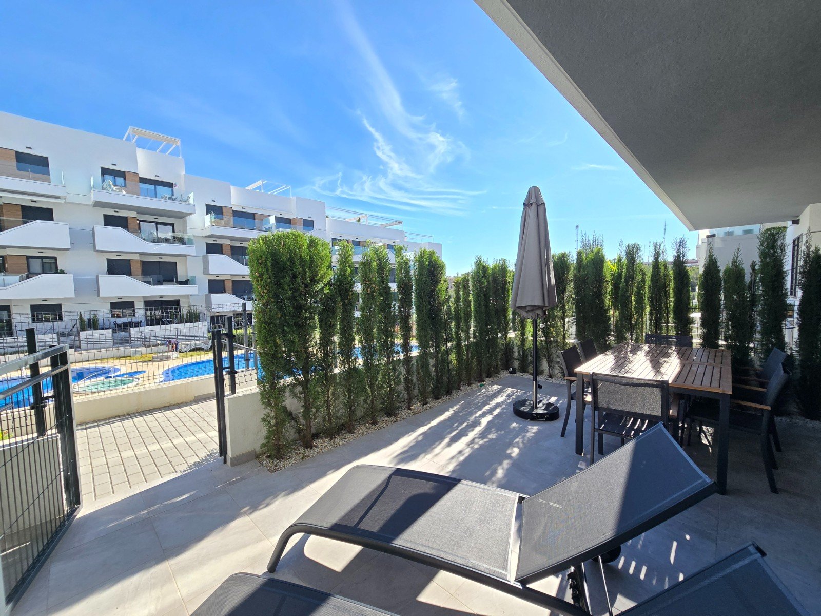 Apartamento en Alicante, España 2 dormitorios,  No. 182737