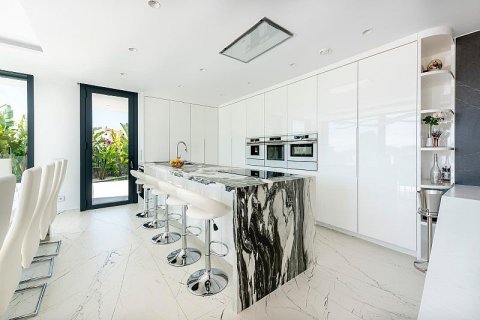 Продажа виллы в Кальпе, Аликанте, Испания 4 спальни, 426м2 №154430 - фото 8