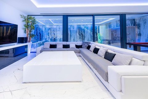 Продажа виллы в Кальпе, Аликанте, Испания 4 спальни, 426м2 №154430 - фото 2