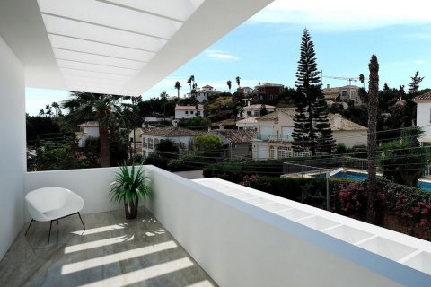 Dom w Estepona, Malaga, Hiszpania 4 sypialnie, 193 mkw. nr 174716 – zdjęcie 3