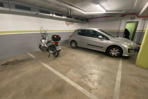 Garage for sale in Rubi, Barcelona, Spain 11 sq.m. No. 186266 - photo 2
