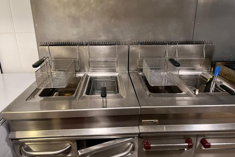 Liikekiinteistö myytävänä Torrevieja, Alicante, Espanja , 158 m2 No. 165393 - kuva 12