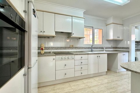 Apartment for sale in Denia, Alicante, Spain 3 bedrooms, 200 sq.m. No. 165396 - photo 20