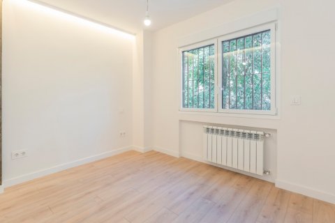 Huoneisto myytävänä Madrid, Espanja, 3 makuuhuonetta, 119 m2 No. 119779 - kuva 16