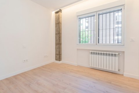 Huoneisto myytävänä Madrid, Espanja, 3 makuuhuonetta, 119 m2 No. 119779 - kuva 22
