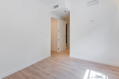 Huoneisto myytävänä Madrid, Espanja, 3 makuuhuonetta, 119 m2 No. 119779 - kuva 27