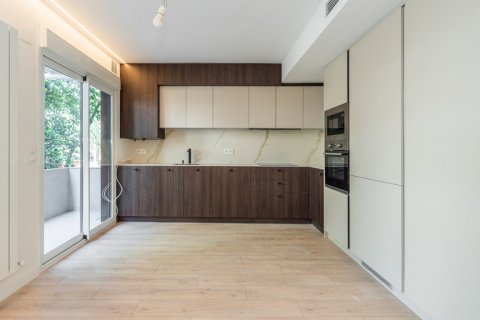 Huoneisto myytävänä Madrid, Espanja, 3 makuuhuonetta, 119 m2 No. 119779 - kuva 5