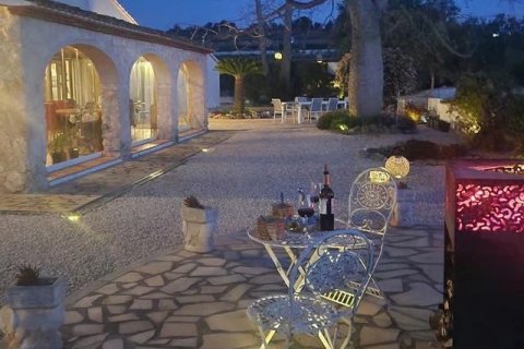 Villa till salu i Moraira, Alicante, Spanien 4 sovrum, 291 kvm. Nr. 180940 - foto 18