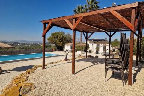 Villa i Moraira, Alicante, Spanien 4 sovrum, 291 kvm. Nr. 180940