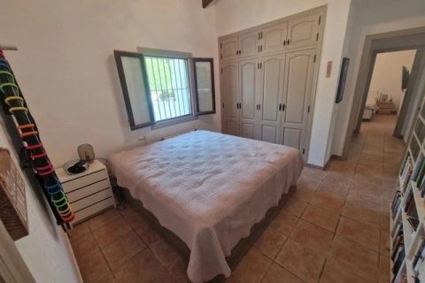 Villa till salu i Moraira, Alicante, Spanien 4 sovrum, 291 kvm. Nr. 180940 - foto 15