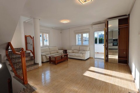Villa zum Verkauf in Villamartin, Alicante, Spanien 4 Schlafzimmer, 220 m2 Nr. 180941 - Foto 8