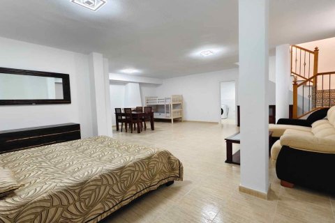 Villa zum Verkauf in Villamartin, Alicante, Spanien 4 Schlafzimmer, 220 m2 Nr. 180941 - Foto 21