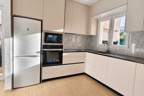 Villa zum Verkauf in Villamartin, Alicante, Spanien 4 Schlafzimmer, 220 m2 Nr. 180941 - Foto 11