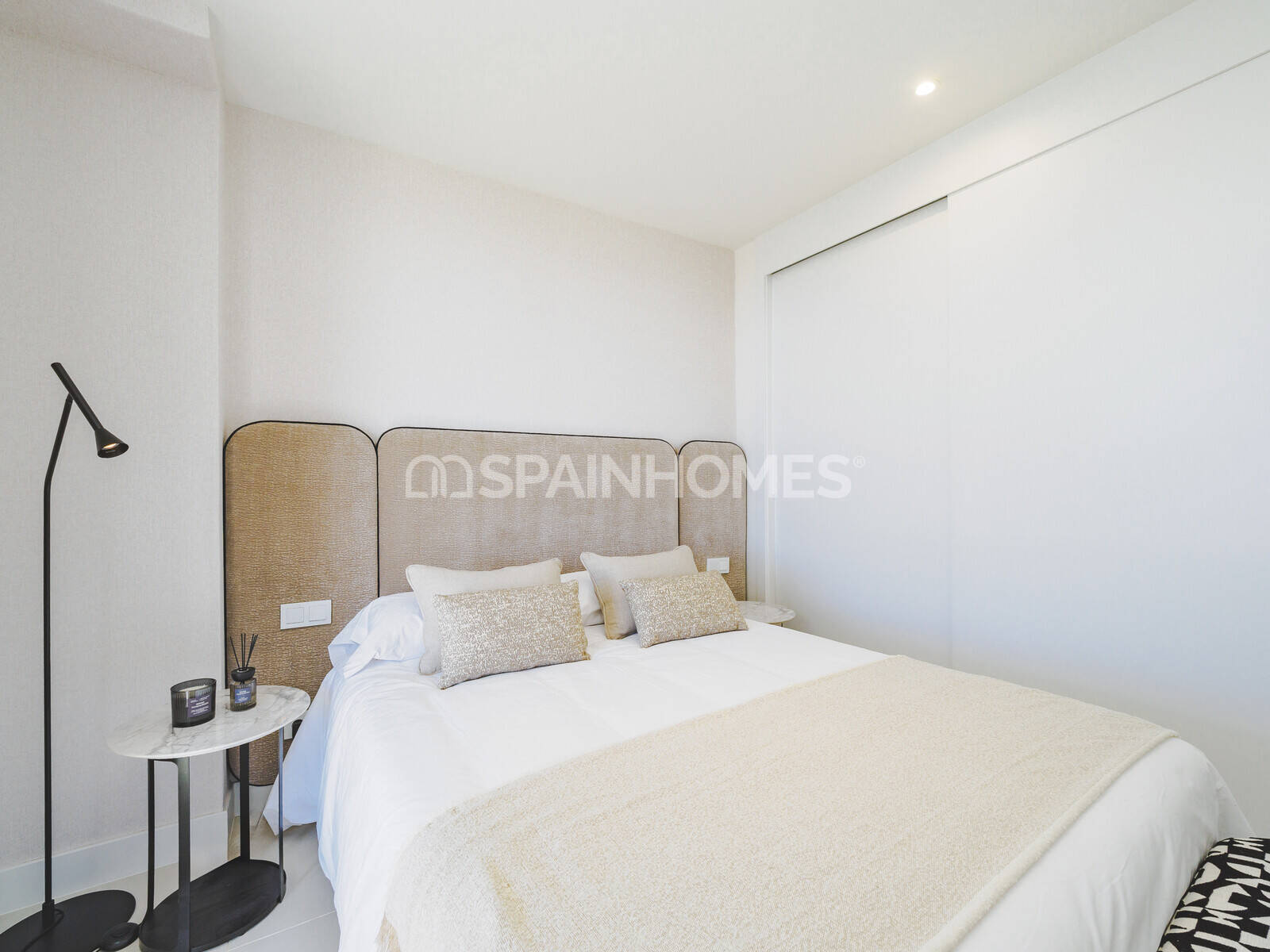Apartment in Fuengirola, Malaga, Spain 2 bedrooms, 74 sq.m. No. 179349