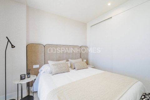 Apartamento en venta en Fuengirola, Málaga, España 2 dormitorios, 74 m2 No. 179349 - foto 24