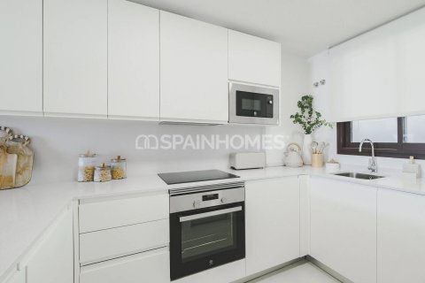 Apartamento en venta en Fuengirola, Málaga, España 2 dormitorios, 74 m2 No. 179349 - foto 20