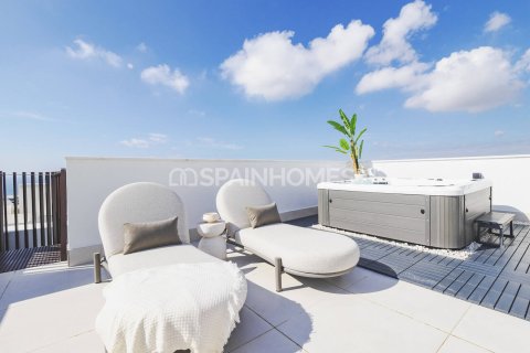 Apartamento en venta en Fuengirola, Málaga, España 2 dormitorios, 74 m2 No. 179349 - foto 3