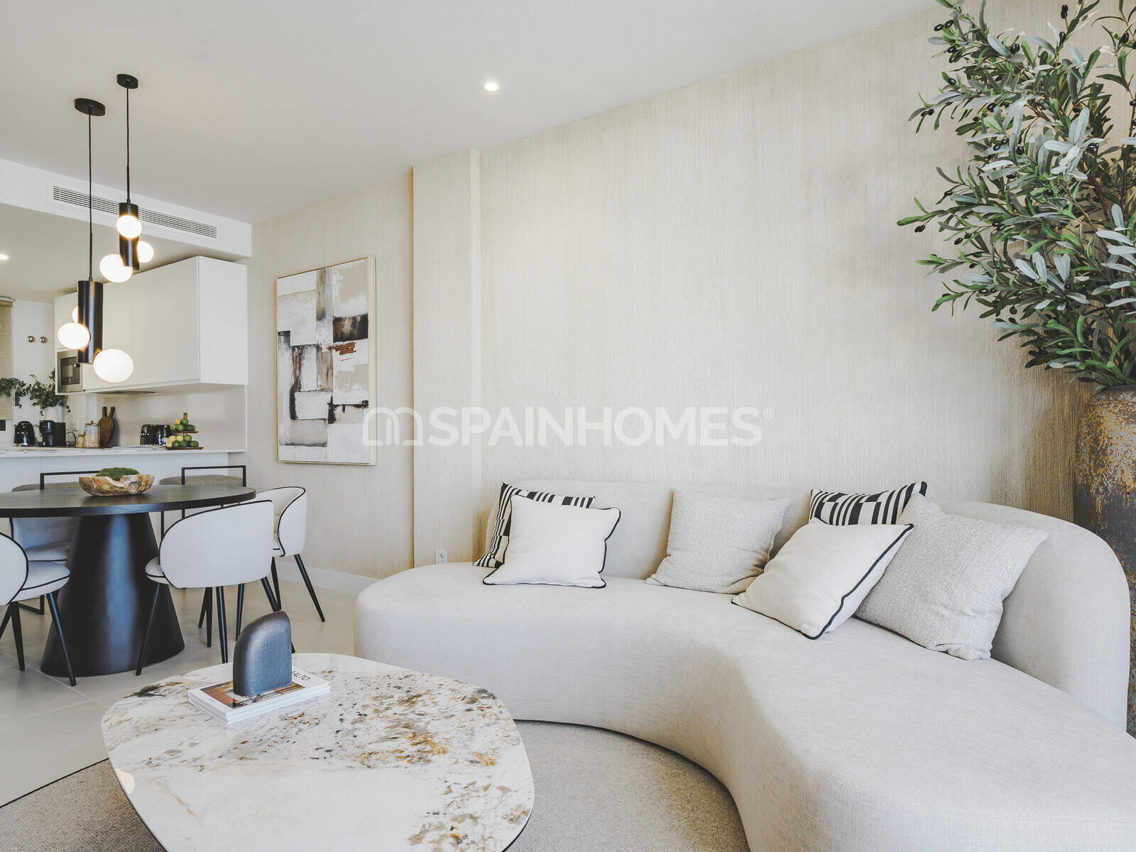 Apartment in Fuengirola, Malaga, Spain 2 bedrooms, 74 sq.m. No. 179349