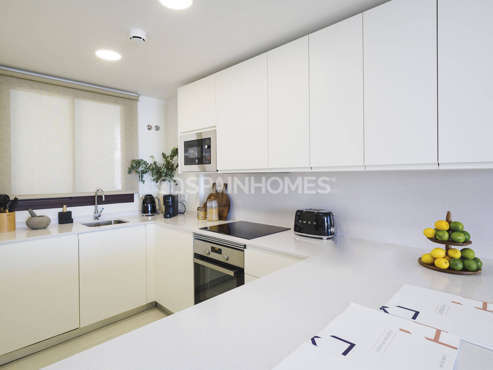 Apartment in Fuengirola, Malaga, Spain 2 bedrooms, 74 sq.m. No. 179349