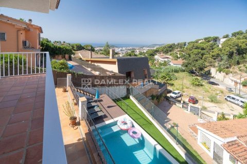 Villa for sale in Lloret de Mar, Girona, Spain 3 bedrooms, 156 sq.m. No. 178163 - photo 24