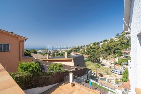 Villa for sale in Lloret de Mar, Girona, Spain 3 bedrooms, 156 sq.m. No. 178163 - photo 27