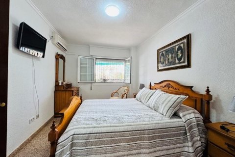 Apartment for sale in La Mata, Alicante, Spain 3 bedrooms, 90 sq.m. No. 148919 - photo 16