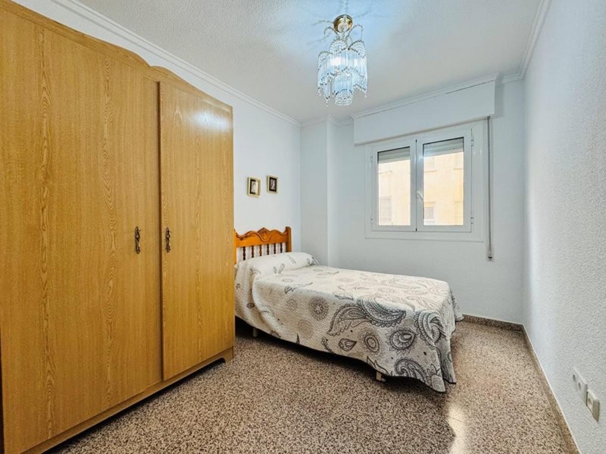 Appartamento a La Mata, Alicante, Spagna 3 camere da letto, 90 mq. N° 148919