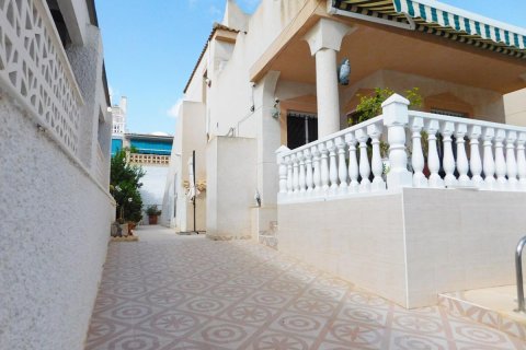Villa till salu i Alicante, Spanien 3 sovrum, 100 kvm. Nr. 148918 - foto 4