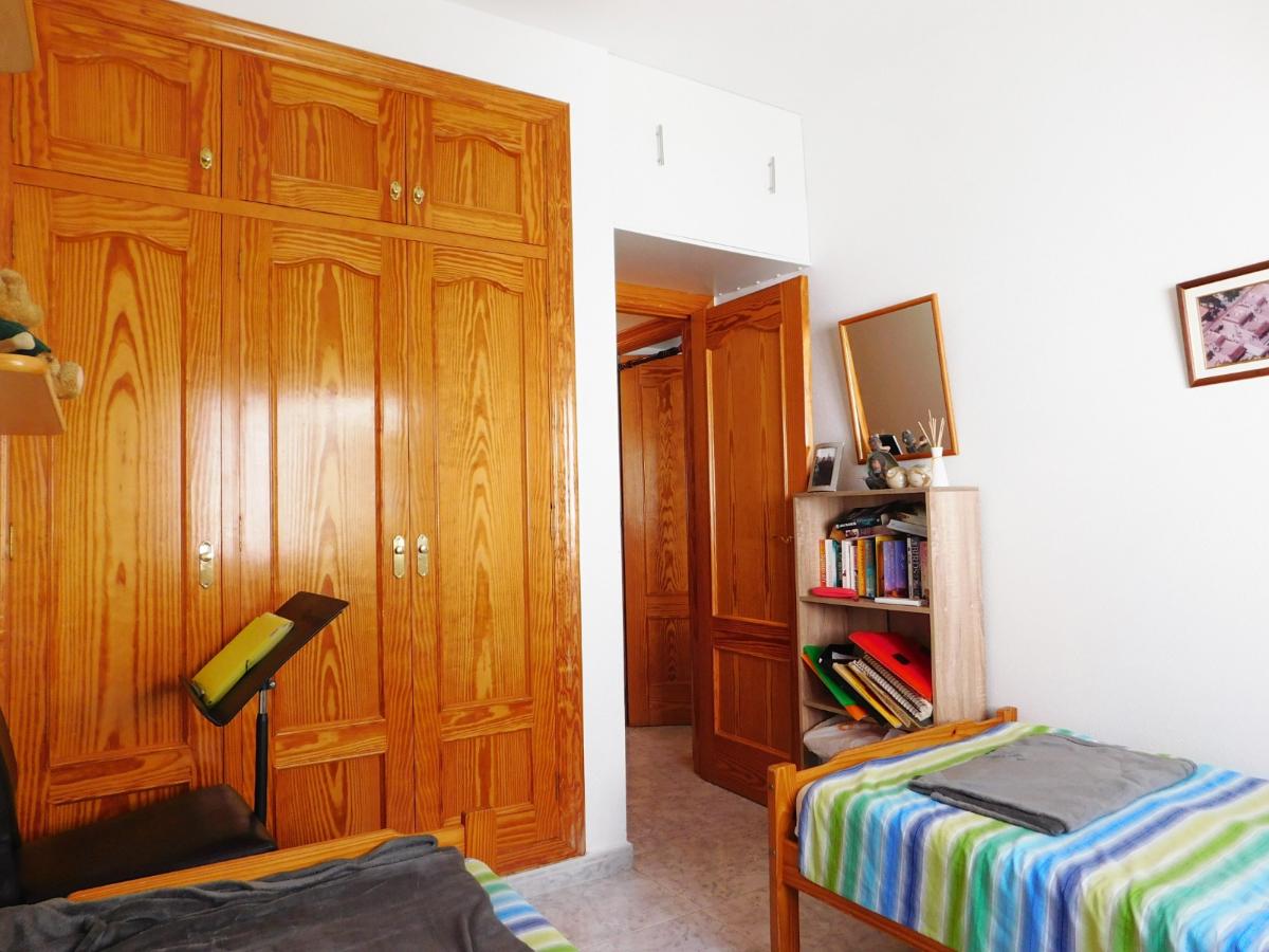 Villa a Alicante, Spagna 3 camere da letto, 100 mq. N° 148918