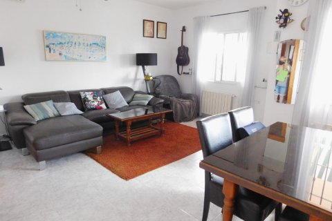 Villa till salu i Alicante, Spanien 3 sovrum, 100 kvm. Nr. 148918 - foto 2