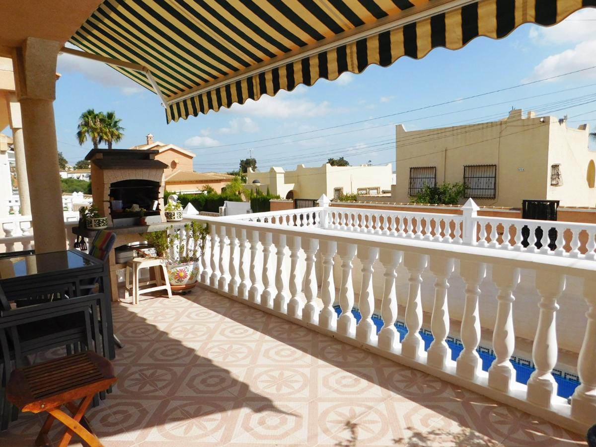 Villa a Alicante, Spagna 3 camere da letto, 100 mq. N° 148918
