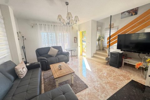 Villa till salu i Villamartin, Alicante, Spanien 3 sovrum, 100 kvm. Nr. 148921 - foto 15