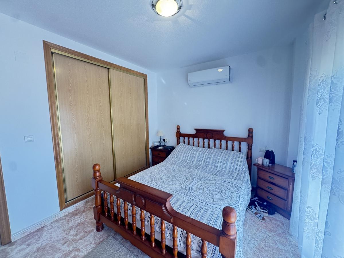 Villa i Villamartin, Alicante, Spanien 3 sovrum, 100 kvm. Nr. 148921