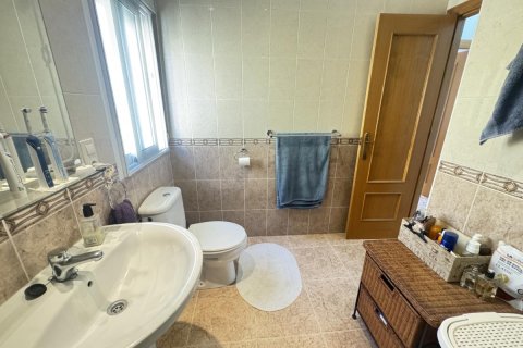 Villa till salu i Villamartin, Alicante, Spanien 3 sovrum, 100 kvm. Nr. 148921 - foto 28