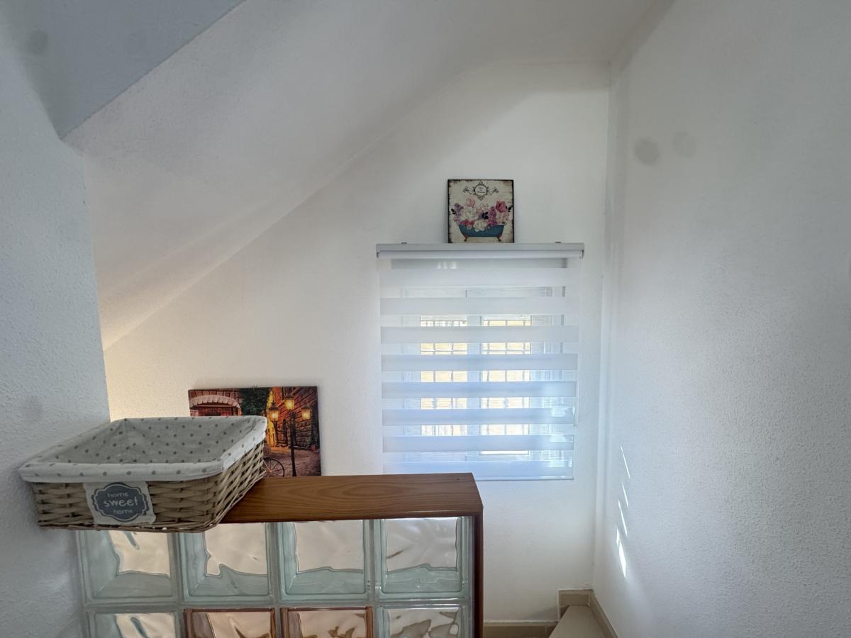 Villa i Villamartin, Alicante, Spanien 3 sovrum, 100 kvm. Nr. 148921