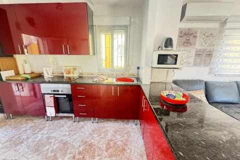 Villa till salu i Villamartin, Alicante, Spanien 3 sovrum, 100 kvm. Nr. 148921 - foto 4