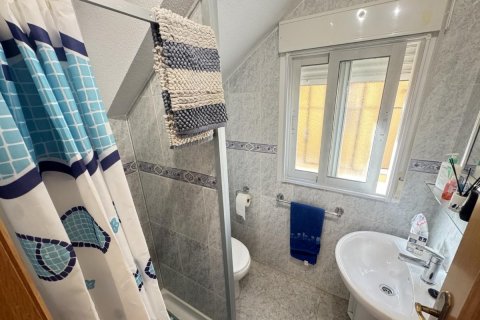 Villa till salu i Villamartin, Alicante, Spanien 3 sovrum, 100 kvm. Nr. 148921 - foto 7