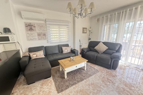 Villa till salu i Villamartin, Alicante, Spanien 3 sovrum, 100 kvm. Nr. 148921 - foto 14