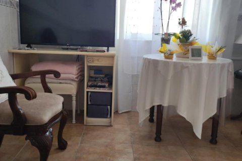 House for sale in Guardamar del Segura, Alicante, Spain 4 bedrooms, 88 sq.m. No. 148915 - photo 24