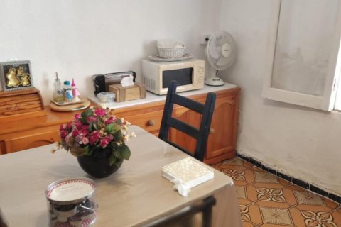 House for sale in Guardamar del Segura, Alicante, Spain 4 bedrooms, 88 sq.m. No. 148915 - photo 16