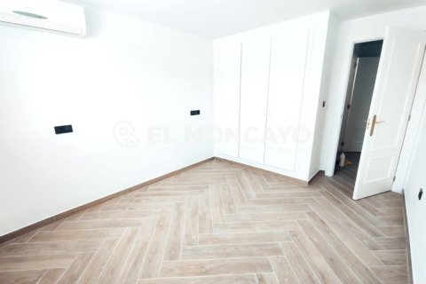 House for sale in Benijofar, Alicante, Spain 4 bedrooms, 132 sq.m. No. 148920 - photo 21