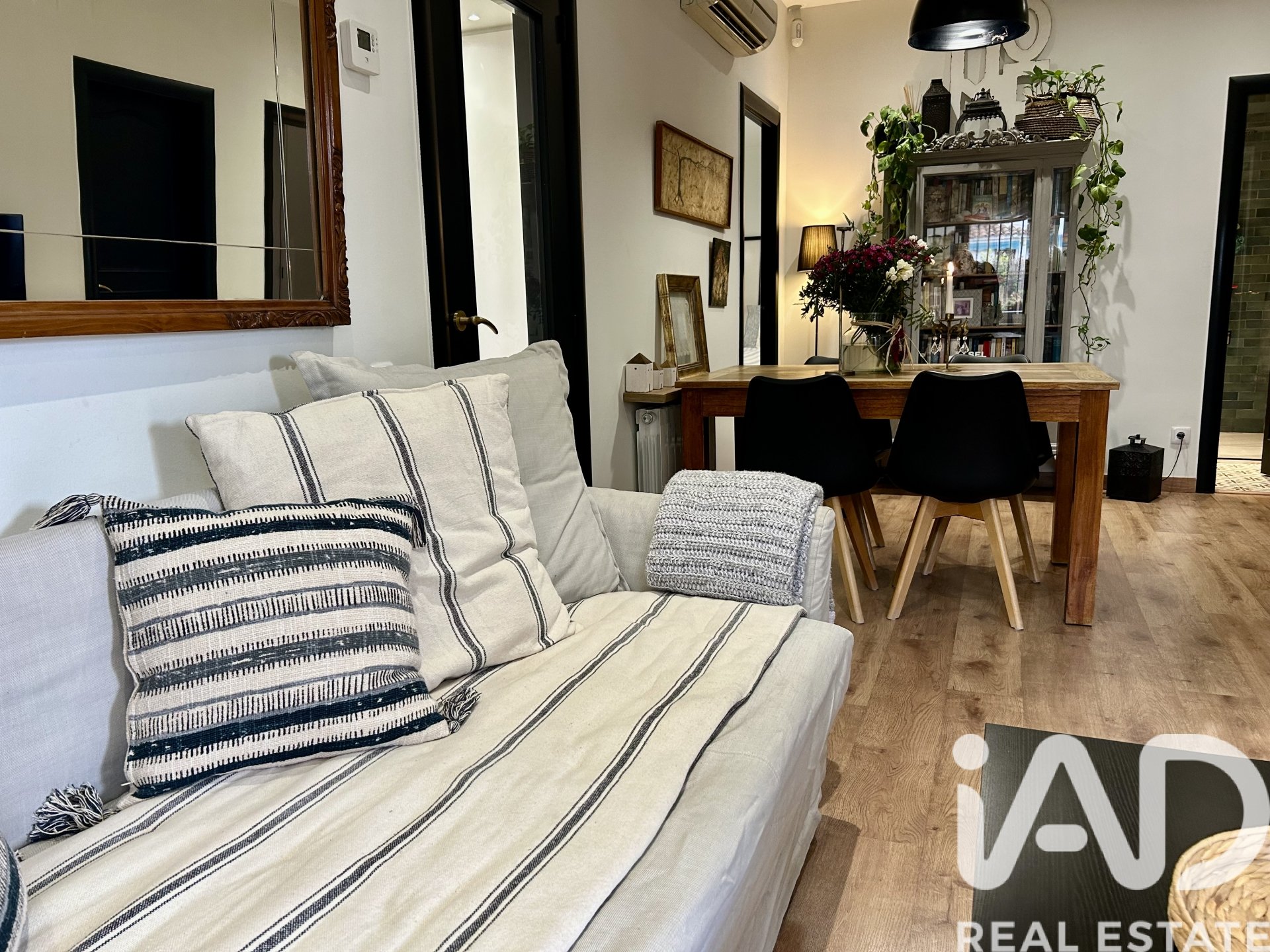 Dzīvoklis Cerdanyola Del Valles, Barcelona, Spānijā 4 istabas, 103 m2 Nr. 172975