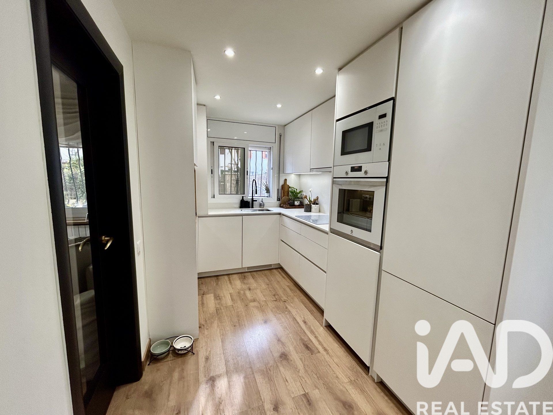Dzīvoklis Cerdanyola Del Valles, Barcelona, Spānijā 4 istabas, 103 m2 Nr. 172975