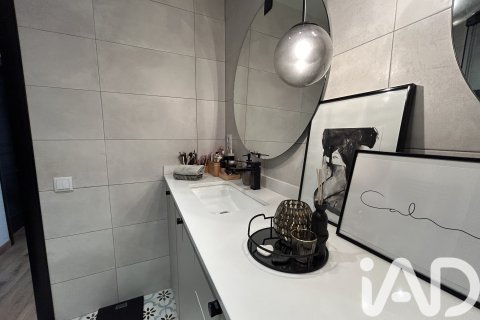 Apartament w Cerdanyola Del Valles, Barcelona, Hiszpania 4 sypialnie, 103 mkw. nr 172975 – zdjęcie 27