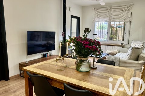 Apartament w Cerdanyola Del Valles, Barcelona, Hiszpania 4 sypialnie, 103 mkw. nr 172975 – zdjęcie 2