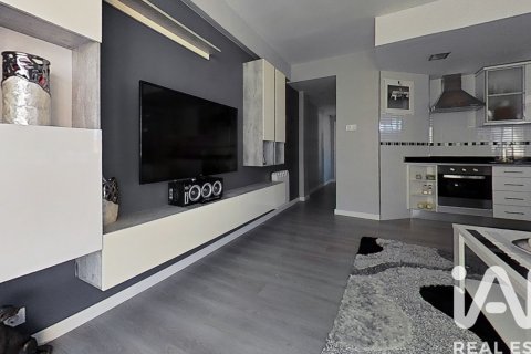 Apartment for sale in Salou, Tarragona, Spain 2 bedrooms, 54 sq.m. No. 172980 - photo 9