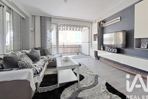 Apartment for sale in Salou, Tarragona, Spain 2 bedrooms, 54 sq.m. No. 172980 - photo 3