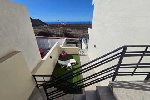 Villa for sale in Tenerife, Spain 3 bedrooms, 350 sq.m. No. 194732 - photo 8