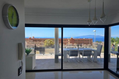 Villa for sale in Tenerife, Spain 3 bedrooms, 350 sq.m. No. 194732 - photo 22
